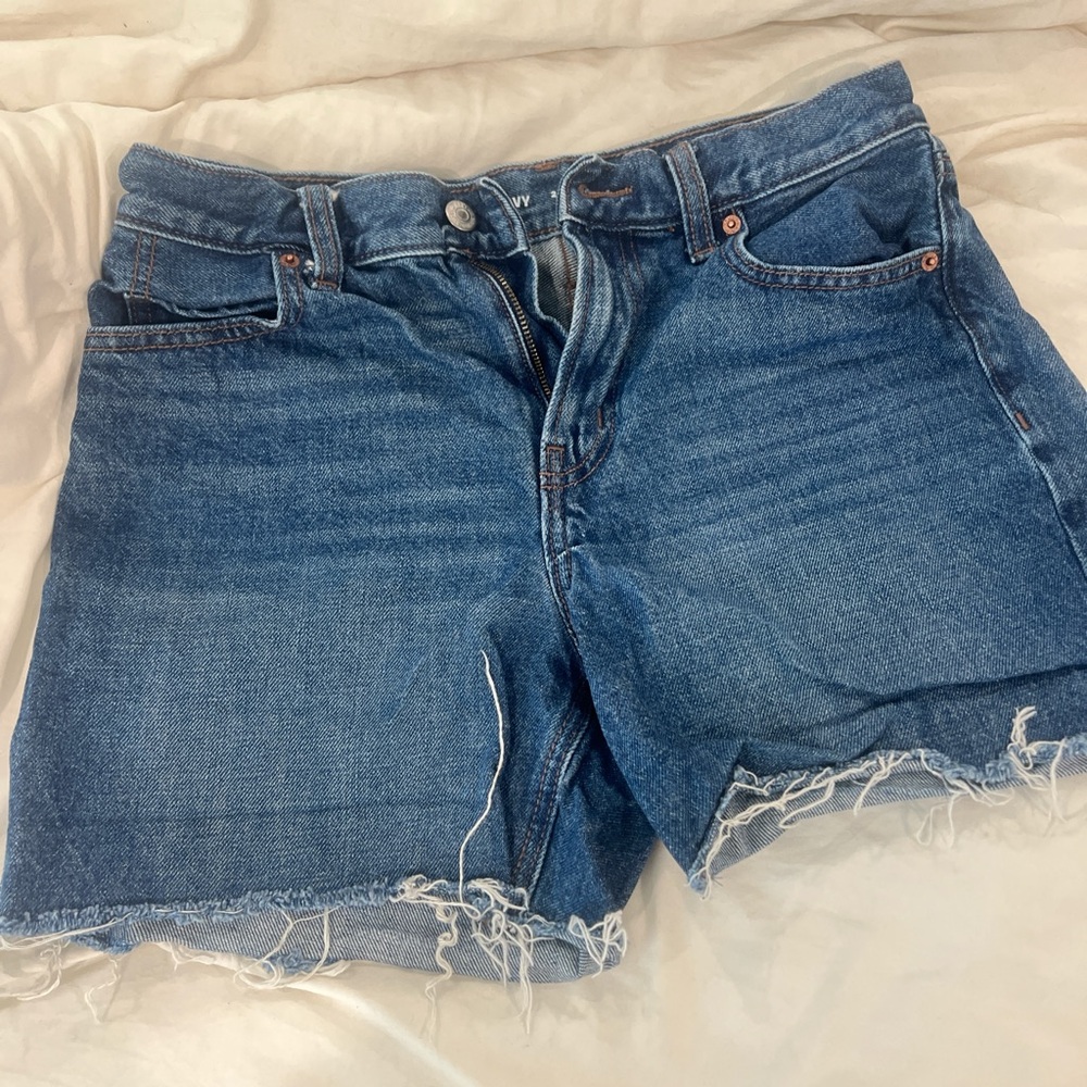 Blue Jean Shorts with Frayed Hem and Relaxed Fit